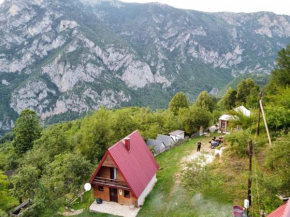 Ethno Cottage Momo Tepca